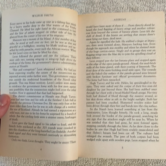 📚2/$6  🎁Assegai #13 in the Courtney Series - Picture 9 of 11